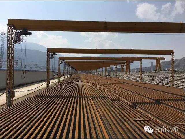 蘭渝鐵路最新進展！除胡麻嶺隧道外已全線鋪通